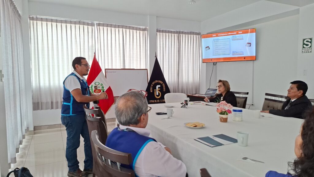 La reunión permitió fortalecer vínculos interinstitucionales y coordinar acciones conjuntas para garantizar el éxito del programa Beca 18 en beneficio de nuestros estudiantes.